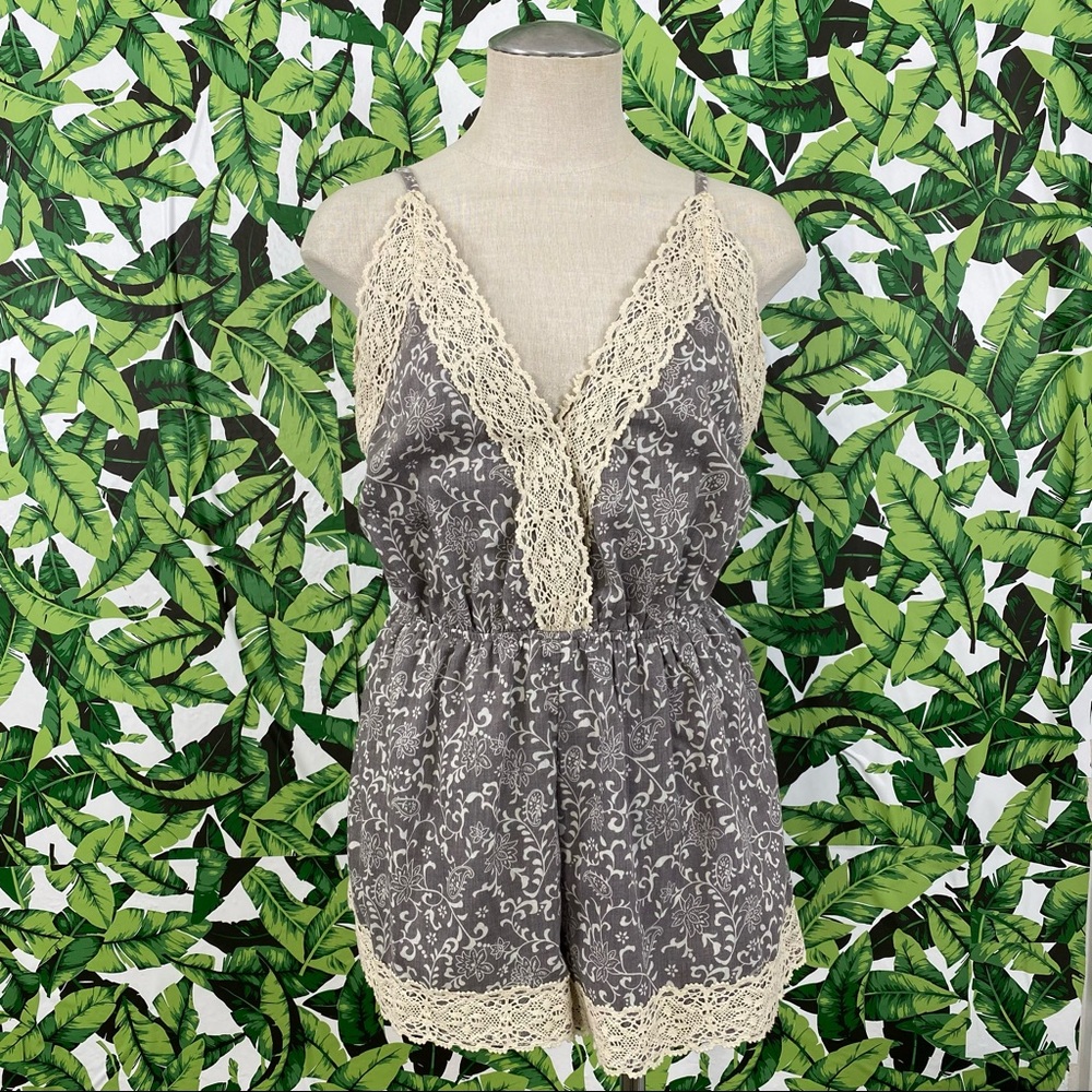 b-Sharp V-Neck Open Back Printed Romper A097